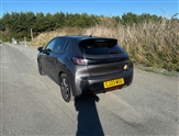 Peugeot 208 Image 5