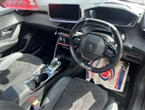 Peugeot 208 Image 6