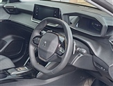 Peugeot 208 Image 5