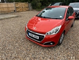 Peugeot 208 Image 2