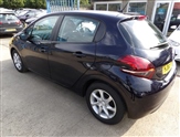 Peugeot 208 Image 4