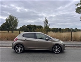 Peugeot 208 Image 5