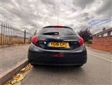 Peugeot 208 Image 3