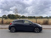 Peugeot 208 Image 5