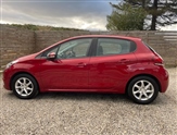 Peugeot 208 Image 5