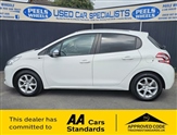 Peugeot 208 Image 4