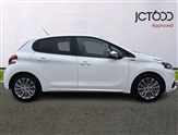 Peugeot 208 Image 4