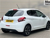 Peugeot 208 Image 3