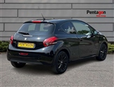 Peugeot 208 Image 4