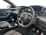 Peugeot 208 Image 5