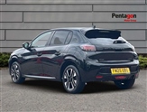 Peugeot 208 Image 2