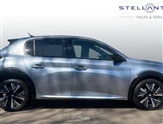 Peugeot 208 Image 2