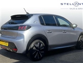 Peugeot 208 Image 3