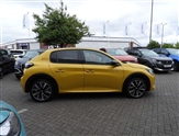 Peugeot 208 Image 2