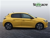Peugeot 208 Image 2