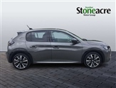 Peugeot 208 Image 2