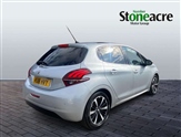 Peugeot 208 Image 3
