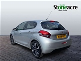 Peugeot 208 Image 5