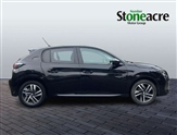 Peugeot 208 Image 2