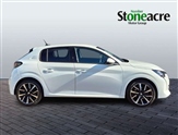Peugeot 208 Image 2