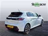 Peugeot 208 Image 3