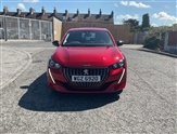 Peugeot 208 Image 6