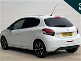 Peugeot 208 Image 5