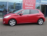 Peugeot 208 Image 5