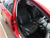 Peugeot 208 Image 6