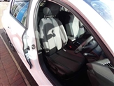 Peugeot 208 Image 6