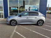 Peugeot 208 Image 6