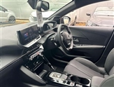Peugeot 208 Image 2