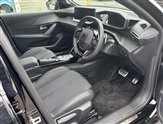 Peugeot 208 Image 2