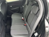Peugeot 208 Image 6