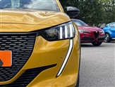 Peugeot 208 Image 3