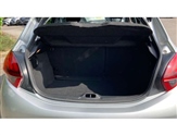 Peugeot 208 Image 4