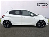 Peugeot 208 Image 4