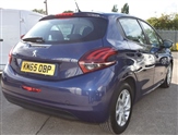 Peugeot 208 Image 3