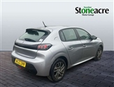 Peugeot 208 Image 3