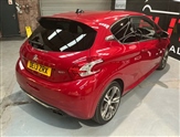 Peugeot 208 Image 6