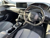 Peugeot 208 Image 6