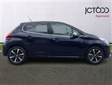 Peugeot 208 Image 4