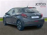Peugeot 208 Image 3