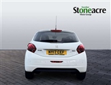 Peugeot 208 Image 4