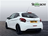 Peugeot 208 Image 5