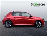 Peugeot 208 Image 2