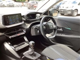 Peugeot 208 Image 2