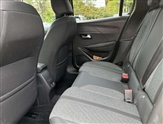 Peugeot 208 Image 6