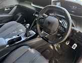 Peugeot 208 Image 6