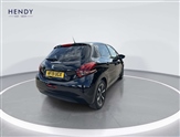 Peugeot 208 Image 6